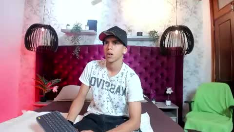 Lucca Moreti online show from June 20, 2026, 3:53 am