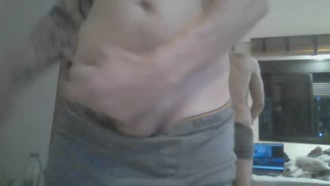 lucca_xxxhc online show from May 17, 2026, 9:22 pm