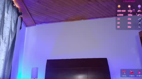 Snapshot of luccycollins_ chatting on October 3, 2025, 8:50 pm Luccy online show from October 3, 2025, 8:50 pm