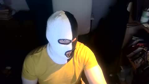 Snapshot of luchahor chatting on February 3, 2026, 10:37 pm luchahor online show from February 3, 2026, 10:37 pm