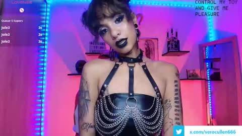 Veronica Rati    online show from September 11, 2025, 1:28 am