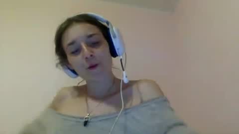 Snapshot of luci_layne chatting on July 17, 2026, 5:36 am Luci Layne online show from July 17, 2026, 5:36 am