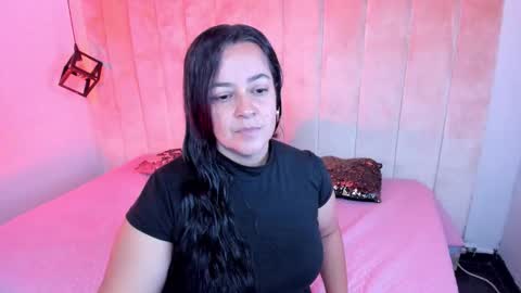 Lucia Vonne online show from September 14, 2025, 1:10 pm