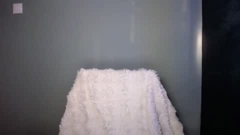 Lucy online show from November 7, 2025, 7:41 am