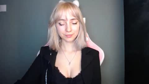 Lucy online show from March 21, 2026, 8:23 pm