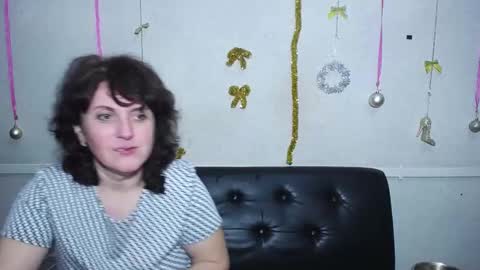 Snapshot of luciami chatting on January 12, 2025, 11:58 pm LuciaMi online show from January 12, 2025, 11:58 pm