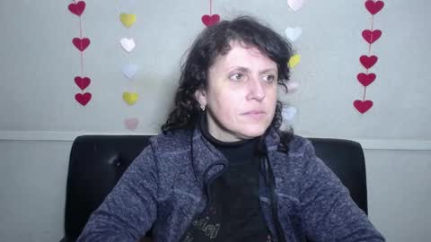 Snapshot of luciami chatting on February 5, 2025, 6:02 am LuciaMi online show from February 5, 2025, 6:02 am