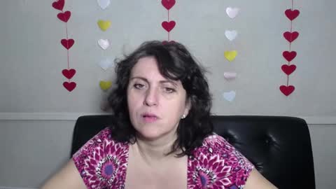 Snapshot of luciami chatting on February 7, 2025, 6:03 am LuciaMi online show from February 7, 2025, 6:03 am