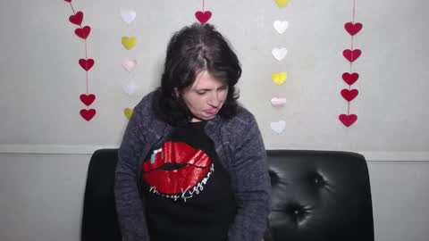 Snapshot of luciami chatting on February 12, 2025, 3:40 am LuciaMi online show from February 12, 2025, 3:40 am