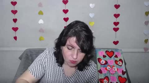Snapshot of luciami chatting on February 17, 2025, 6:48 pm LuciaMi online show from February 17, 2025, 6:48 pm
