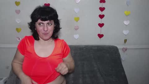 Snapshot of luciami chatting on March 12, 2025, 6:22 pm LuciaMi online show from March 12, 2025, 6:22 pm