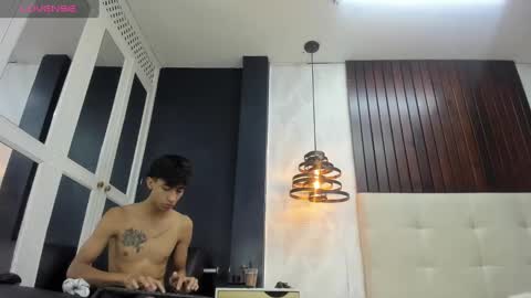 Snapshot of lucian_davi chatting on December 16, 2024, 3:32 pm Pirulo online show from December 16, 2024, 3:32 pm