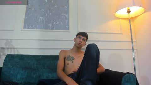 Snapshot of lucian_davi chatting on February 21, 2025, 12:50 pm Pirulo online show from February 21, 2025, 12:50 pm