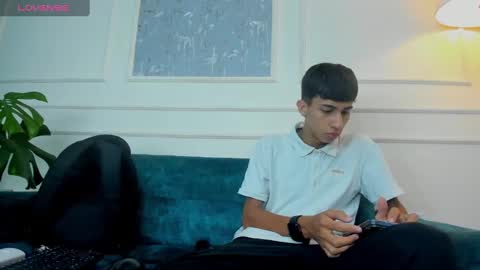 Snapshot of lucian_davi chatting on March 3, 2025, 12:16 pm Pirulo online show from March 3, 2025, 12:16 pm