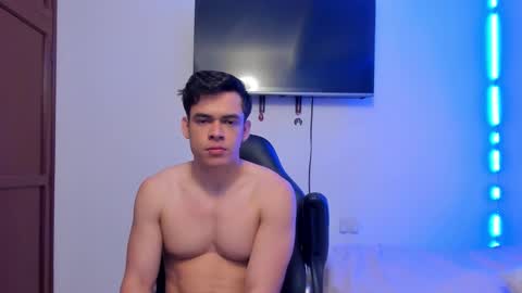 Lucian Gomez online show from October 1, 2025, 6:36 pm