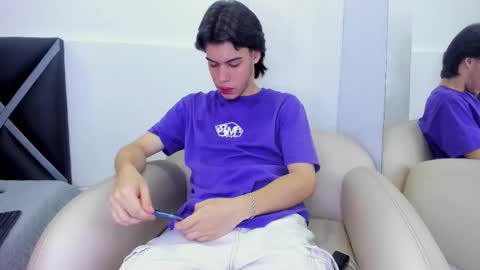 Snapshot of lucian_greyy chatting on October 7, 2025, 3:58 am lucian_greyy online show from October 7, 2025, 3:58 am