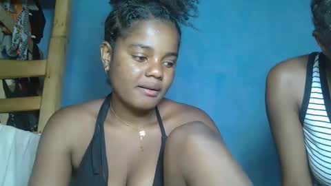 luciana012 online show from October 12, 2025, 4:17 pm