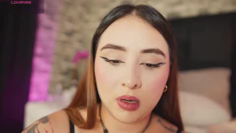 Lisseth  online show from March 25, 2026, 8:15 pm