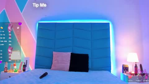 luciana_brown_ online show from January 24, 2025, 8:11 pm