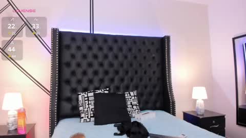 luciana_brown_ online show from March 5, 2025, 10:22 am