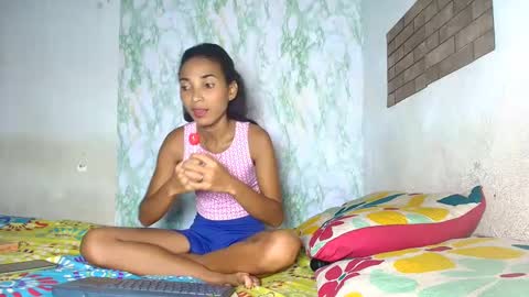 Luciana online show from September 25, 2025, 9:29 pm