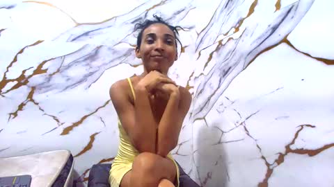 Snapshot of luciana_daza chatting on June 6, 2026, 2:27 am Luciana online show from June 6, 2026, 2:27 am