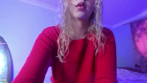 Snapshot of luciana_evaans chatting on October 24, 2025, 2:02 pm Luciana Evans online show from October 24, 2025, 2:02 pm