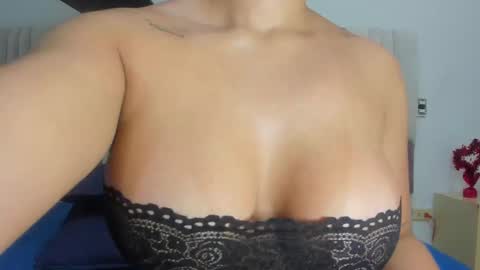 Snapshot of luciana_jam_ chatting on February 20, 2025, 3:12 am instagram luciana417 online show from February 20, 2025, 3:12 am