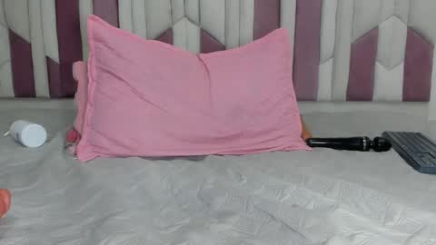Snapshot of luciana_jam_ chatting on March 1, 2025, 9:18 am instagram luciana417 online show from March 1, 2025, 9:18 am