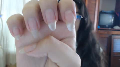 Madelyne online show from December 22, 2024, 3:22 pm