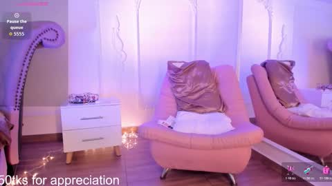 Luciana online show from October 31, 2025, 9:16 pm