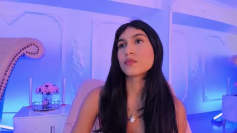 Luciana online show from February 8, 2026, 2:53 pm