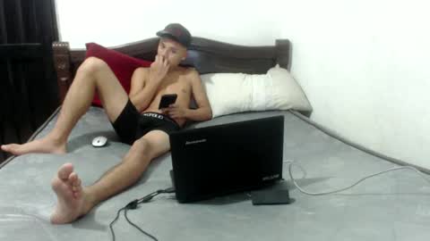 Snapshot of luciana_rober chatting on December 4, 2024, 1:47 am luciana_rober online show from December 4, 2024, 1:47 am