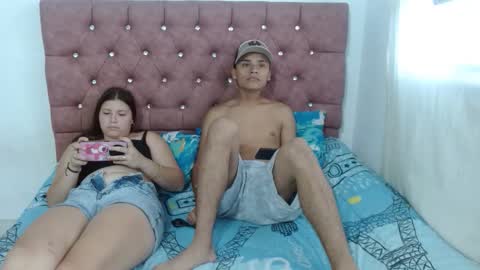 luciana_rober online show from April 30, 2026, 10:03 pm