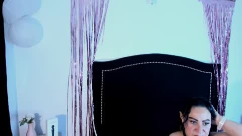 lucianablackwell online show from November 10, 2025, 2:27 pm