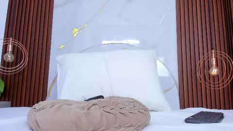 Luci  online show from June 26, 2026, 11:53 pm