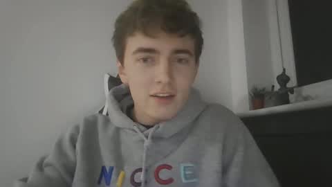 Snapshot of luciancrowe chatting on January 29, 2025, 10:53 pm Lucian online show from January 29, 2025, 10:53 pm