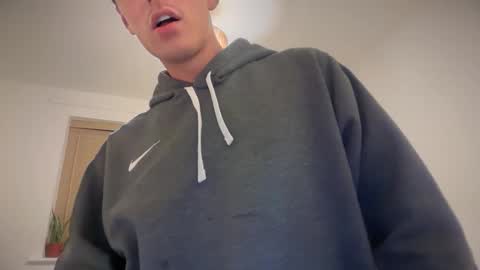 Lucian online show from October 23, 2025, 9:46 pm