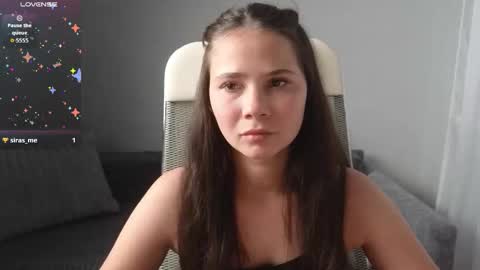 Lucia online show from September 14, 2025, 3:22 pm
