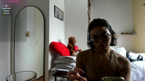 Snapshot of luciaxluna chatting on April 2, 2026, 6:27 pm luciaxluna online show from April 2, 2026, 6:27 pm