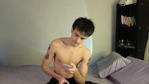 Snapshot of lucidangelok chatting on October 12, 2025, 8:24 am Angelok online show from October 12, 2025, 8:24 am