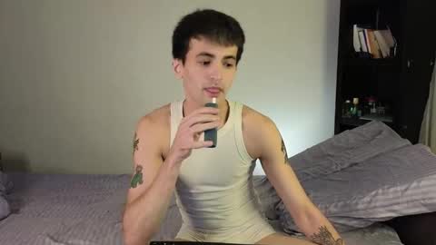 Snapshot of lucidangelok chatting on October 14, 2025, 1:23 pm Angelok online show from October 14, 2025, 1:23 pm