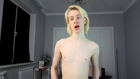 Angelok online show from March 12, 2026, 1:17 pm