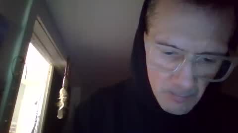lucidsylense online show from May 8, 2026, 4:40 am