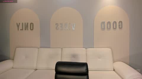 Lucie Martin online show from May 10, 2026, 11:26 am