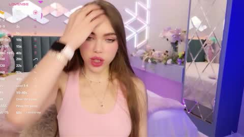 MimiFors online show from March 6, 2026, 3:52 pm