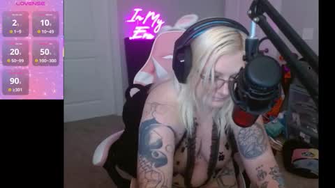 Snapshot of lucigooseygonewild chatting on October 25, 2025, 8:25 pm lucigooseygonewild online show from October 25, 2025, 8:25 pm