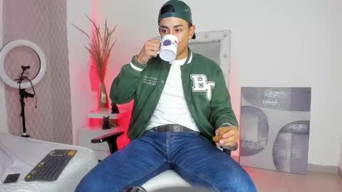 Snapshot of lucii_fer_ chatting on April 28, 2026, 11:59 am Leo online show from April 28, 2026, 11:59 am