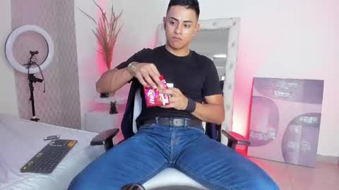 Snapshot of lucii_fer_ chatting on May 3, 2026, 11:49 am Leo online show from May 3, 2026, 11:49 am