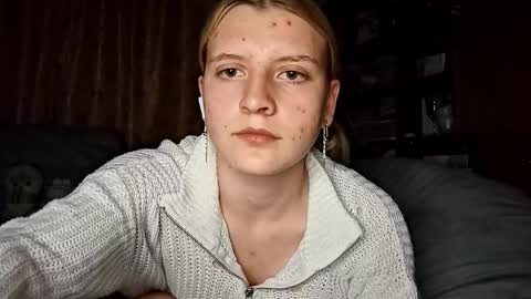 Monika online show from September 27, 2025, 9:20 pm